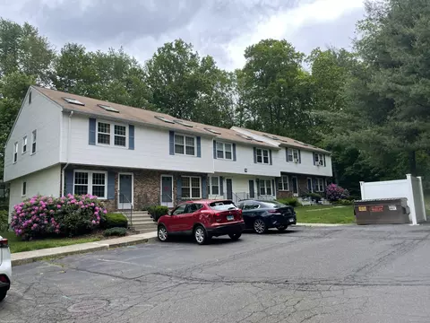 141 Julia Ter #141, Middletown, CT 06457