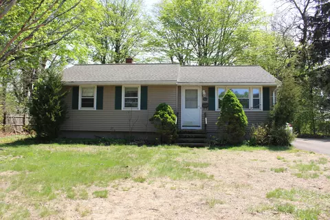 44 Baker Ave, Meriden, CT 06451