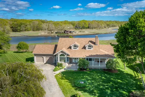 23 Hefflon Farm Rd, Old Lyme, CT 06371