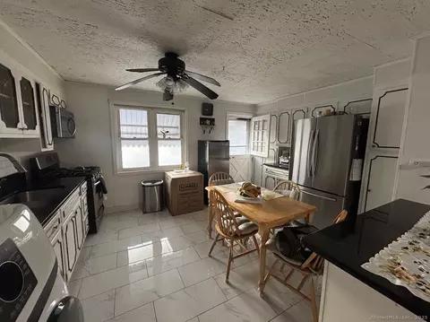 28 Court D #63, Bridgeport, CT 06610