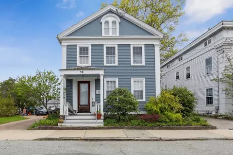 19 Prospect St, New London, CT 06320