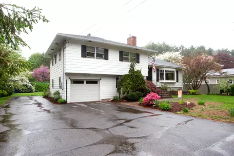 9 Hickory Dr, Windsor, CT 06095