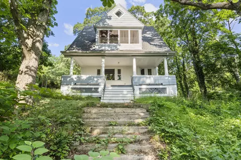 516 Savin Ave, West Haven, CT 06516