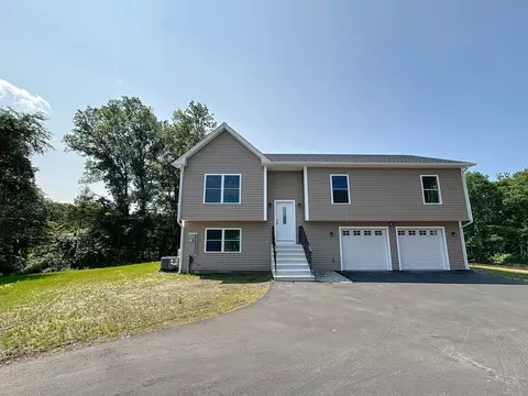 47 Heather Lyn Dr, Norwich, CT 06360