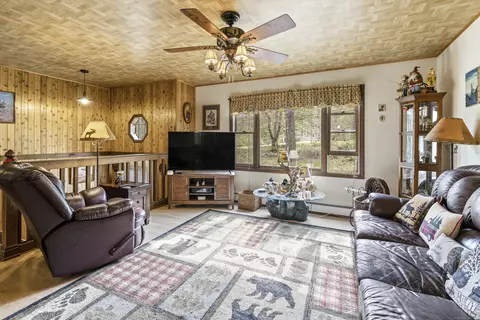 55 Margaret Henry Rd, Killingly, CT 06239