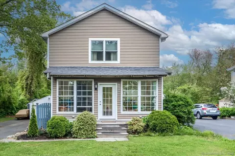 37 Aka 27 Oregon Ave, East Haven, CT 06512