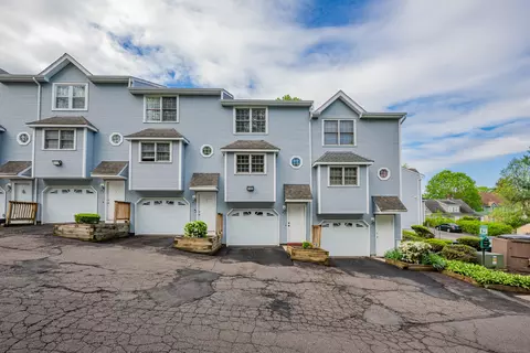718 Broad St #7B, Meriden, CT 06450