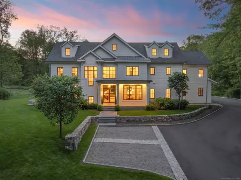 168 Proprietors Xing, New Canaan, CT 06840