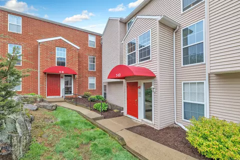 9 Heather Rdg #9, Shelton, CT 06484