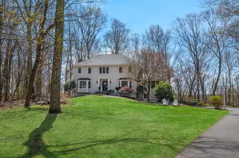 35 Revere Pl, Ridgefield, CT 06877