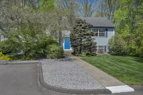 51 Brantwood Dr #51, Madison, CT 06443