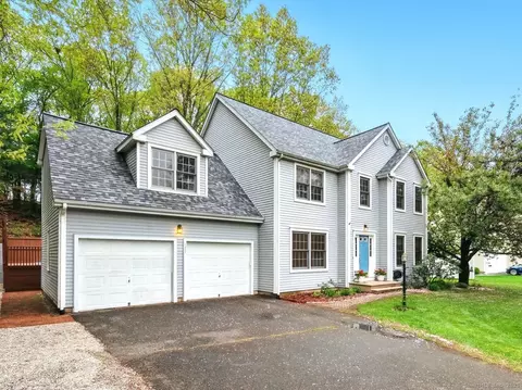 177 Lancaster Rd, Glastonbury, CT 06033