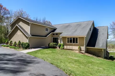 6 High Meadow Rd, New Milford, CT 06776