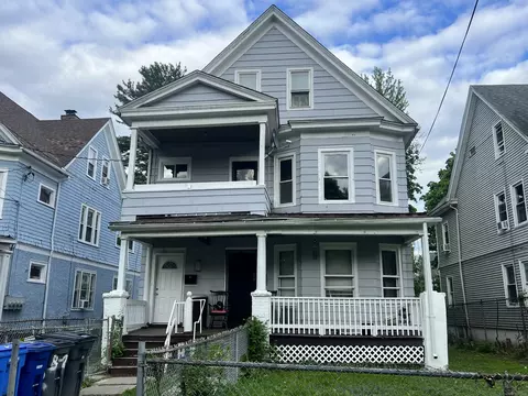 78-80 Cabot St, Hartford, CT 06154