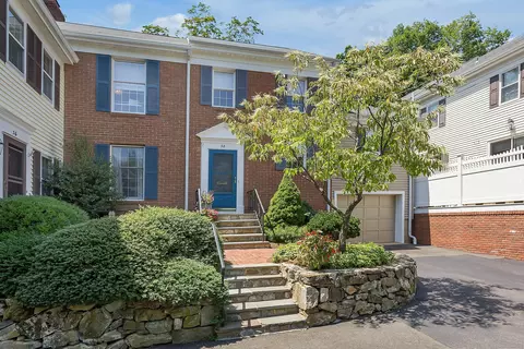 38 Heritage Hill Rd #38, New Canaan, CT 06840