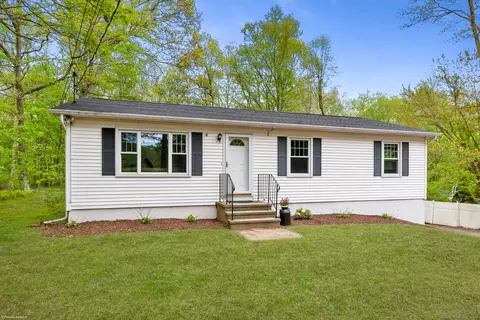 75 Mcdonald Rd, Colchester, CT 06415