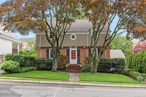 85 5th St, Stamford, CT 06905