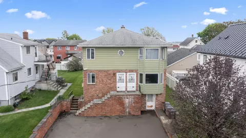88 Horton St, Stamford, CT 06902