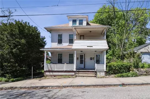 19 5th St, Ansonia, CT 06401