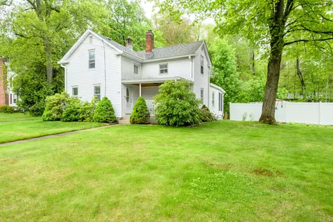 154 Highland St, Manchester, CT 06040