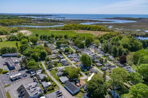89 South St, Madison, CT 06443