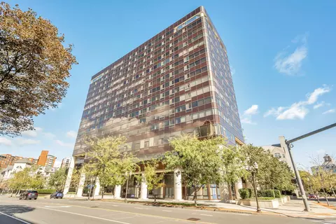 127 Greyrock Pl #502, Stamford, CT 06901