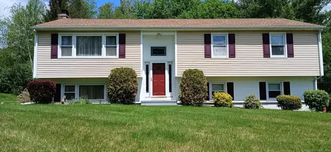 41 Camelot Dr, Monroe, CT 06468