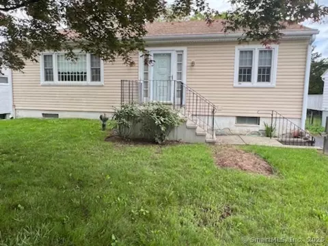 29 Barholm Ave, Stamford, CT 06907