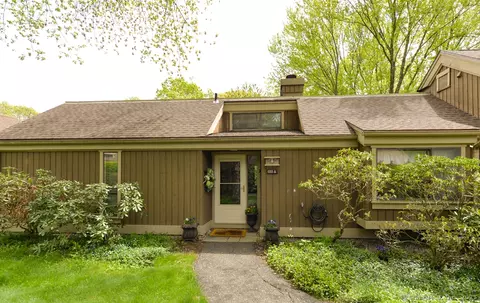 685 Heritage Vlg #A, Southbury, CT 06488