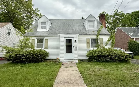 14 Brookline Ave, Bloomfield, CT 06002