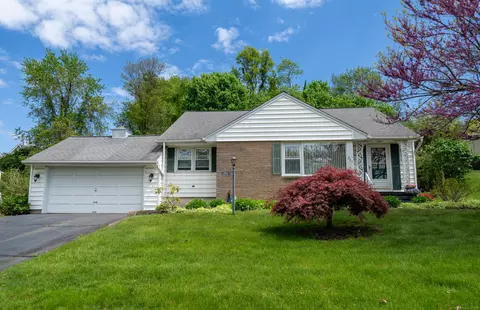 205 Elaine Ter, New Haven, CT 06512