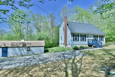 31 Pumpkin Hill Rd, Chaplin, CT 06235