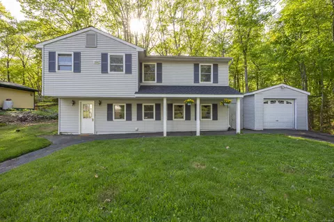 129 Midwood Ave, Wolcott, CT 06716