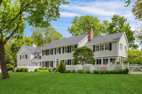 16 Lighthouse Way, Darien, CT 06820