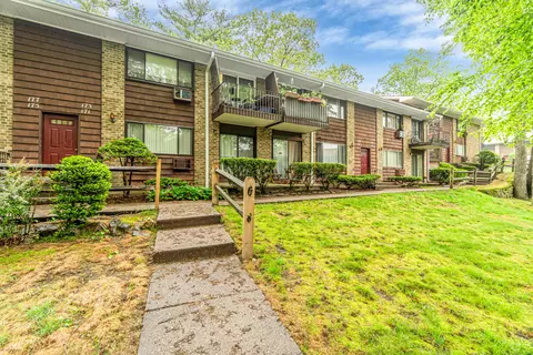 173 Kennedy Dr #173, Bridgeport, CT 06606