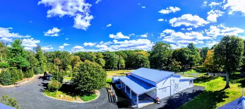 58 Botsford Hill Rd, Newtown, CT 06470