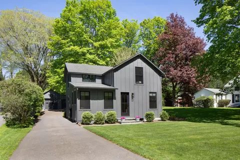 30 E Main St, Salisbury, CT 06068