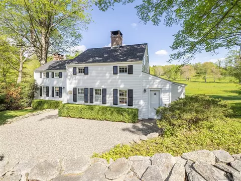 61 Nod Hill Rd, Wilton, CT 06897