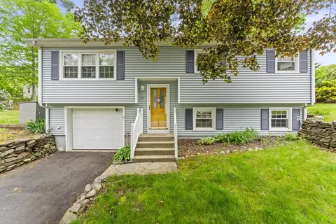 16 Spring Rd, Griswold, CT 06351