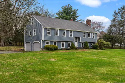 8 Whitehall Dr, Sprague, CT 06330