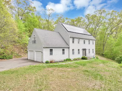 115 Old Tolland Tpke, Coventry, CT 06238