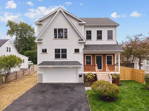 48 Dwight St, Fairfield, CT 06824
