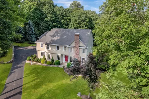 9 Conley Ct, Ridgefield, CT 06877