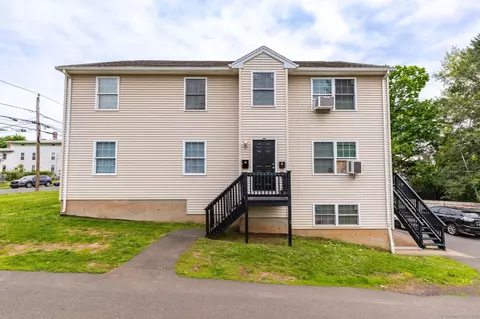 38 Fairview St, New Britain, CT 06051