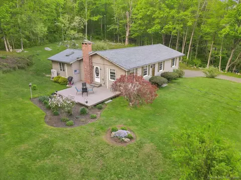 20 Thayer Road Ext, Higganum, CT 06441