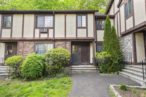442 Swanson Cres #442, Milford, CT 06461