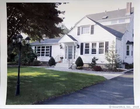156 Russell Ave, Orange, CT 06477