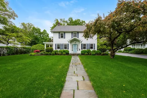 154 Holmes Ave, Darien, CT 06820