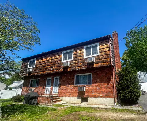 22 Palmer Ave, Stamford, CT 06902