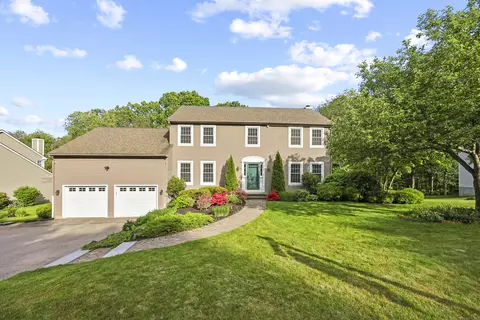 5 Nutmeg Ln, East Hampton, CT 06424
